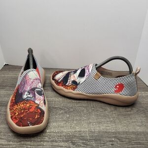 UIN ART OF WALK SKELETON LADIES CANVAS SLIP ON TRAVEL SHOES SIZE 8